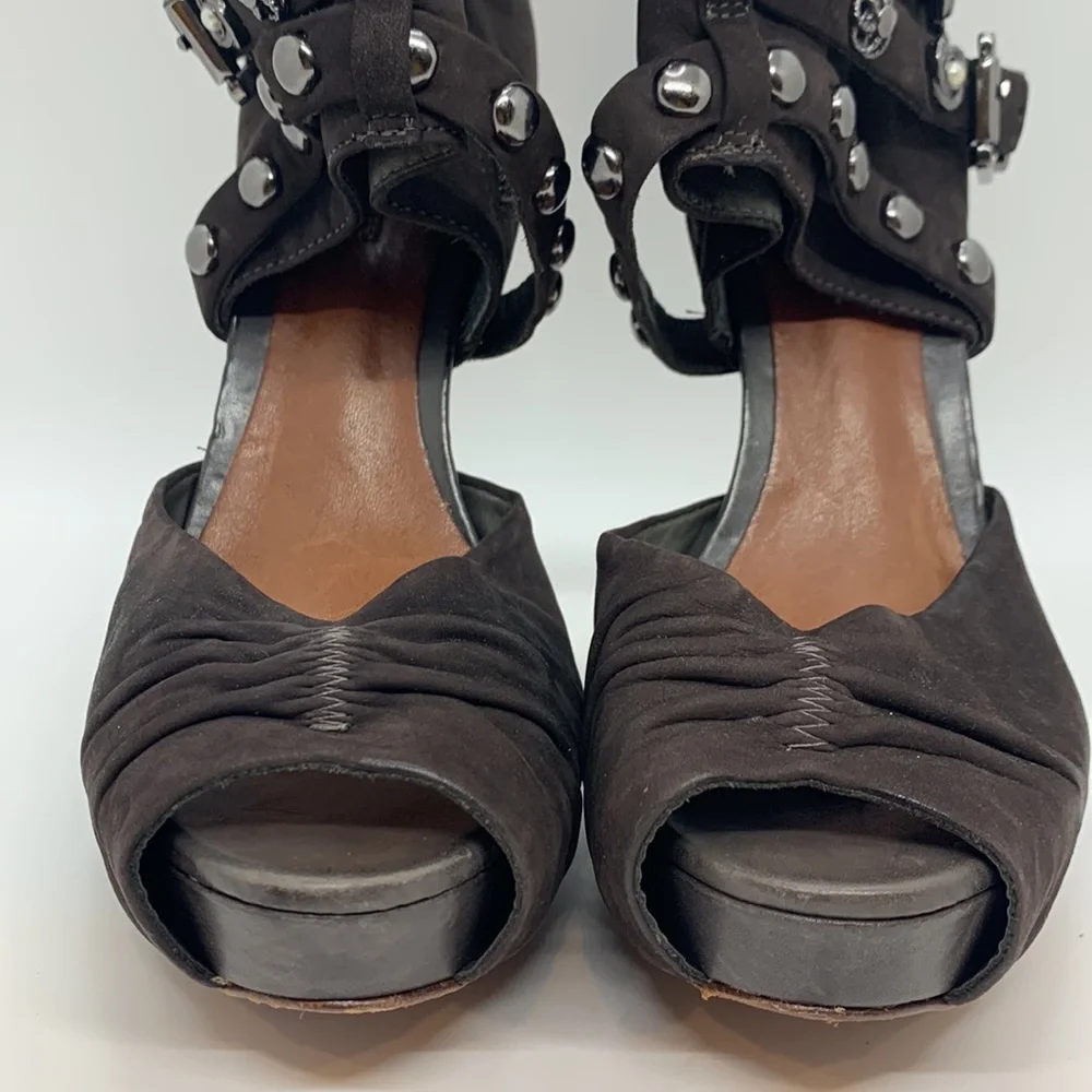 Schutz *Flawed Open Peep Toe Platform Heels Brown 10B Buckle Stud Pearl Accents